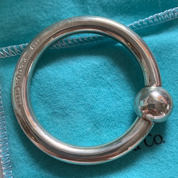 2000 Tiffany & Co Sterling Silver Circle baby Rattle Teether - Picture 8 of 9